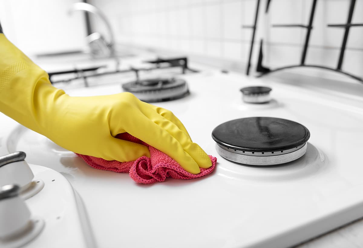 Comment nettoyer cuisinière à gaz ?